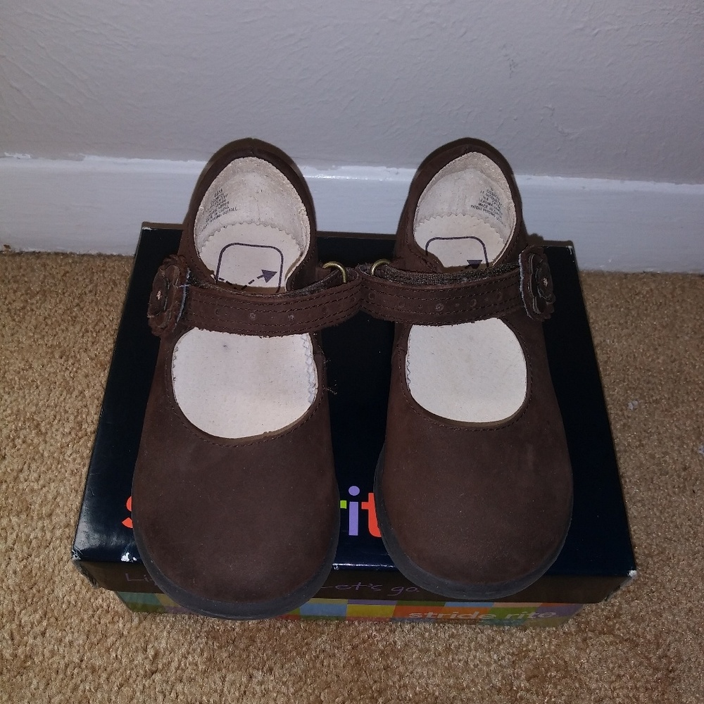 Shoes - Picture 2 of 2